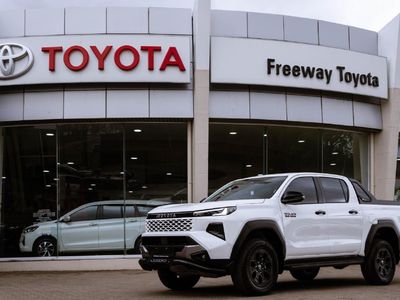 2026 Toyota Hilux 2.8 GD-6 RB Legend Auto Double-Cab (Mhev)