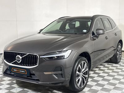2022 Volvo XC60 B5 Momentum Geartronic AWD