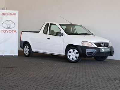 2022 Nissan NP200 1.6 A/C Safety Pack