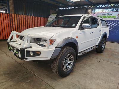 2007 Mitsubishi Triton 3.5 V6 4x4 Double-Cab