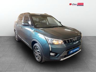 2023 Mahindra XUV 300 1.2T | W8