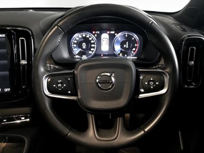 2021 Volvo XC40 D4 Inscription AWD Auto