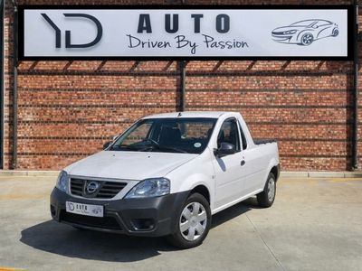2023 Nissan NP200 1.6 A/C Safety Pack