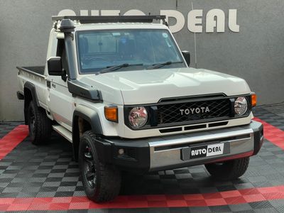 2025 Toyota Land Cruiser 79 4.5 4D LX V Single-Cab