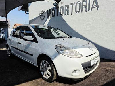 2012 Renault Clio III 1.6 Yahoo 5-dr