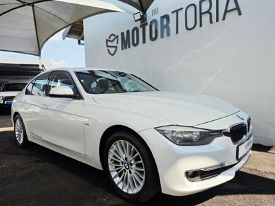 2013 BMW 3 Series 320i Luxury Line