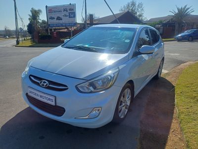 2016 Hyundai Accent 1.6 FLUID AUTO