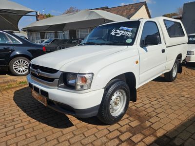 2005 Toyota Hilux 2000 SWB Single-Cab