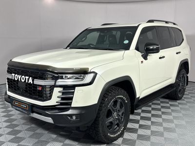 2022 Toyota Land Cruiser 300 V6 3.3 D GR-S