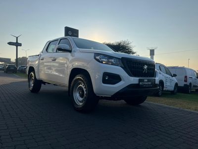 2026 Peugeot Landtrek INCLUDES RAPTOR COAT, TONNEAU COVER, SMASH AND GRA