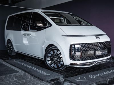2025 Hyundai Staria 2.2d Luxury Auto
