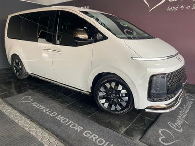 2025 Hyundai Staria 2.2d Luxury Auto