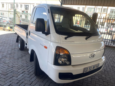 2012 Hyundai H100 Bakkie 2.6D Dropside