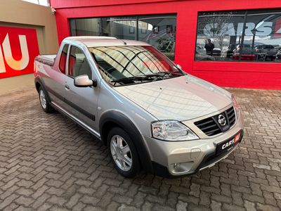 2016 Nissan NP200 1.6 A/C Safety Pack