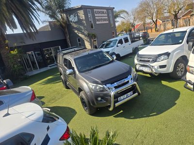 2014 Isuzu KB 300 D-Teq LX Auto Double-Cab