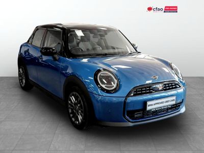 2025 MINI Hatch Cooper Auto