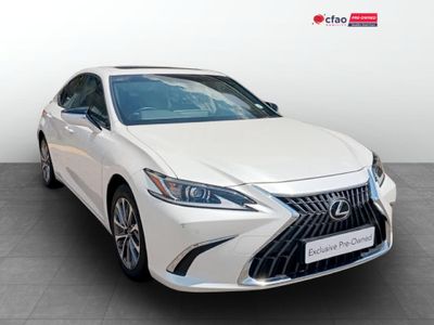 2025 Lexus ES 300h EX