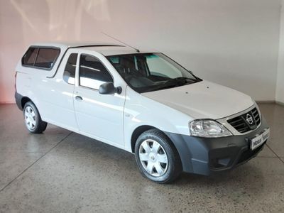 2022 Nissan NP200 1.6 A/C Safety Pack