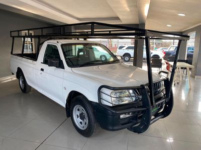 2004 Mitsubishi Colt 2000 LWB Single-Cab