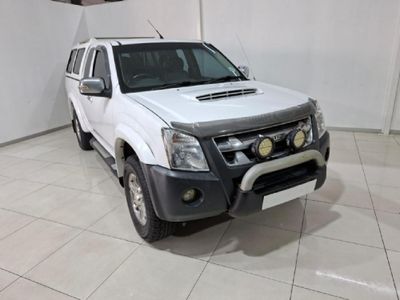 2013 Isuzu KB 300D-Teq LX Extended Cab