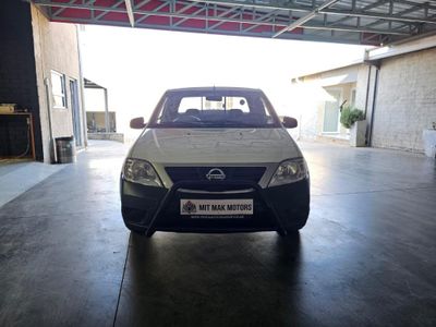 2017 Nissan NP200 1.5 dCi Safety Pack