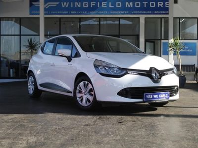 2017 Renault Clio IV 900T Blaze Limited Edition 5-dr (66kW)