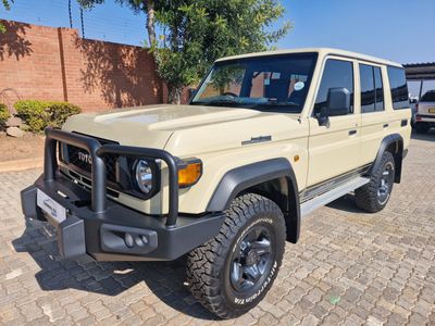 2025 Toyota Land Cruiser 76 2.8GD-6 Station Wagon VX