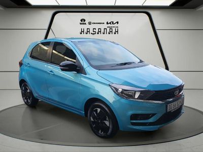2025 TATA Tiago 1.2 XT