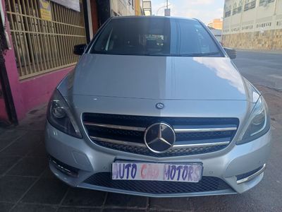 2015 Mercedes-Benz B-Class B 200 Auto