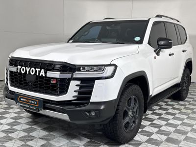 2023 Toyota Land Cruiser 300 V6 3.5 T GR-S