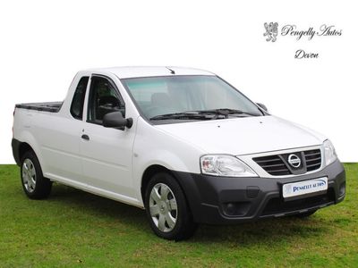 2023 Nissan NP200 1.6 A/C Safety Pack