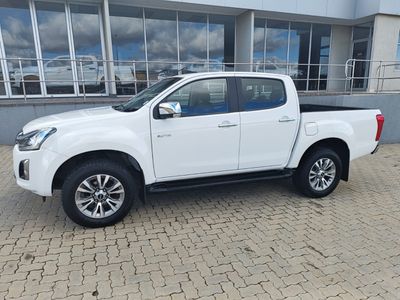 2020 Isuzu D-Max 300 LX Double-Cab