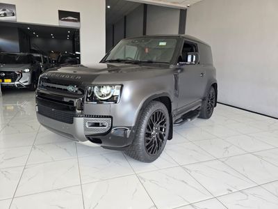 2024 Land Rover Defender 90 P525 V8 Carpathian Edition (386kW)