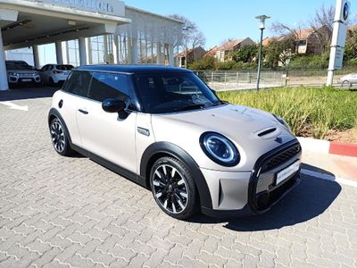 2023 MINI Hatch Cooper S Auto