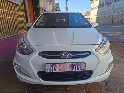 2016 Hyundai Accent 1.6 Glide