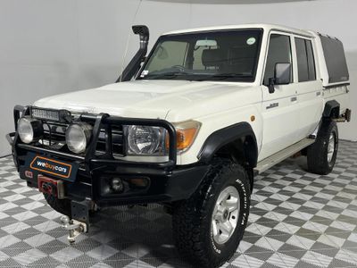 2014 Toyota Land Cruiser 79 4.0 Double-Cab