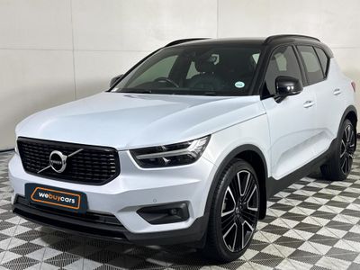 2021 Volvo XC40 T3 Momentum Auto