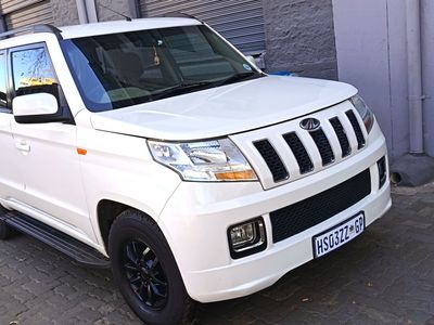 2018 Mahindra TUV 300 1.5 TD 7-seat