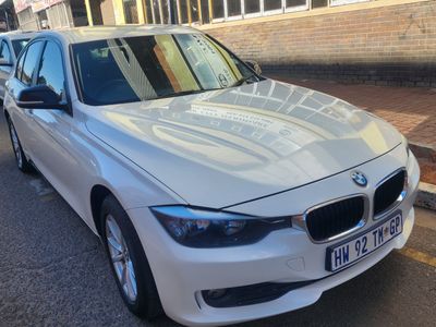2014 BMW 3 Series 320i Modern Auto