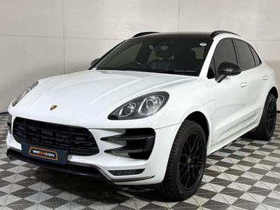 2014 Porsche Macan Turbo