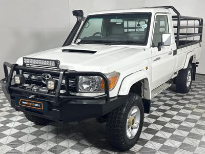 2016 Toyota Land Cruiser 79 4.5 D Single-Cab