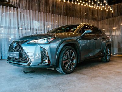 2022 Lexus UX 250h F-Sport