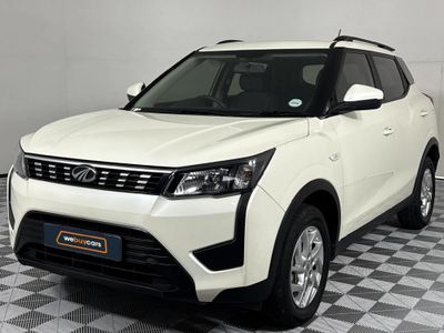 2022 Mahindra XUV 300 1.5D | W8