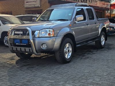 2002 Nissan Hardbody 3000TD SEL 4x4 Double-Cab