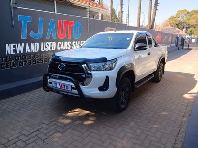 2021 Toyota Hilux 2.4 GD-6 Raised Body SRX Extended Cab