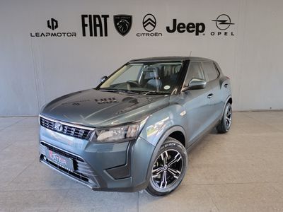 2022 Mahindra XUV 300 1.2T SE | W4