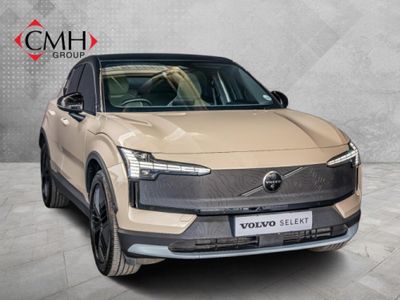 2025 Volvo EX30 Cross Country