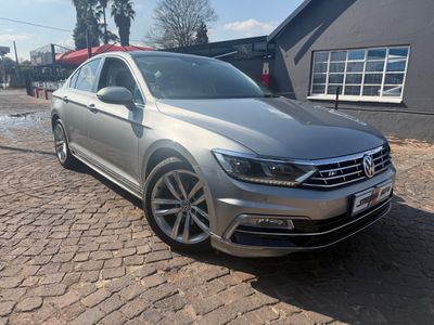 2017 Volkswagen Passat R-Line