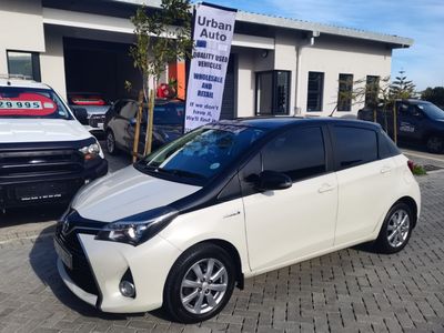 2016 Toyota Yaris 1.5 Hybrid 5-dr
