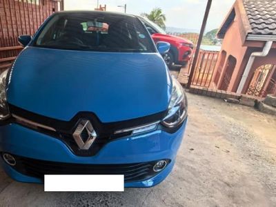 2014 Renault Clio IV 900T Expression 5-dr (66kW)